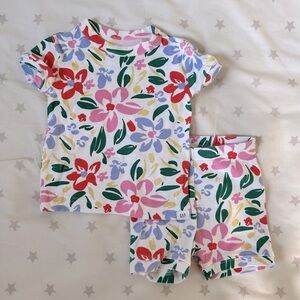 EUC Baby Gap floral pajamas size 6-12 months